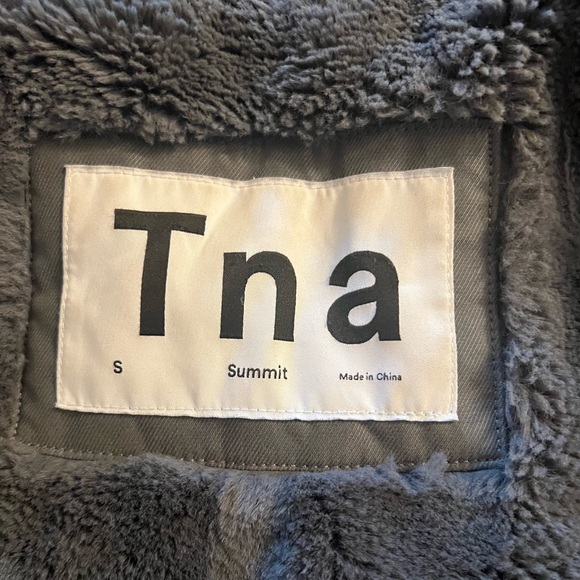 TNA summit parka - Picture 14 of 14